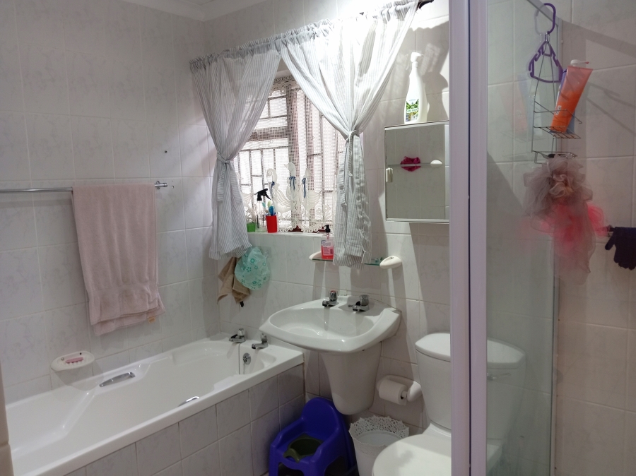 To Let 2 Bedroom Property for Rent in George Central Western Cape